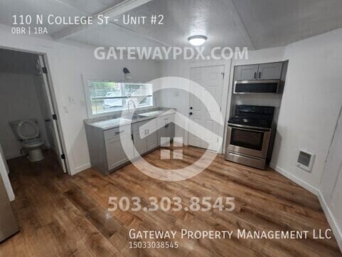 Building Photo - 110 N College St