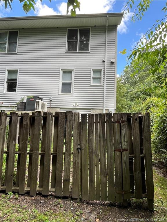 Building Photo - 209 Beech St
