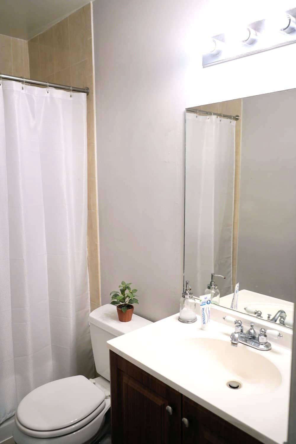 2nd bathroom - 269 NW 7th St