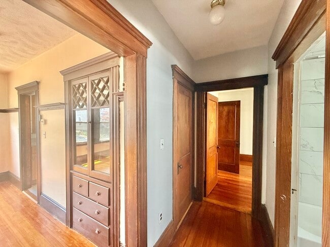 Building Photo - 41 Dunbar Ave