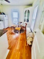 Building Photo - 15 Dixon St