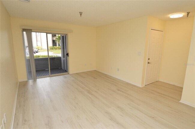 Building Photo - 10265 Gandy Blvd N