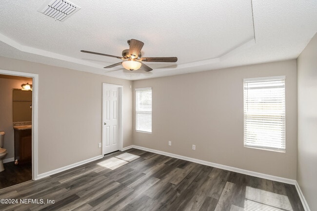 Building Photo - 11516 Birch Forest Cir E