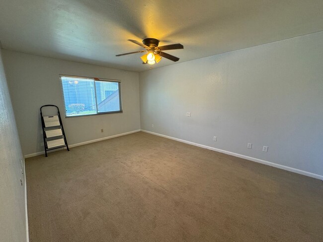 Building Photo - 3450 Santa Maria Way