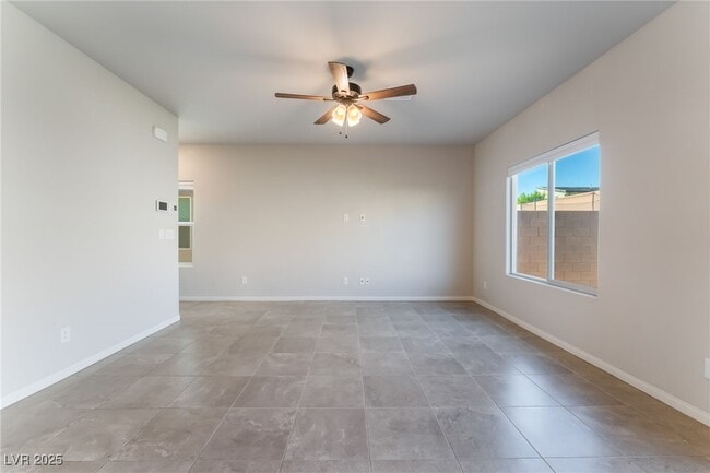Building Photo - 7865 Rachelis St