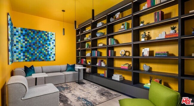 Building Photo - 10375 Washington Blvd