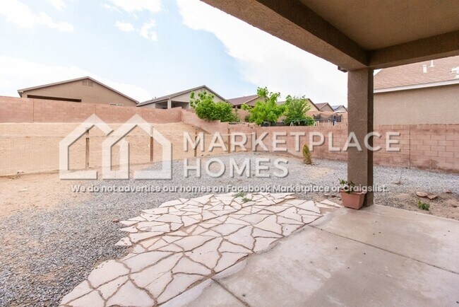 Building Photo - 3533 Wild Horse Rd NE