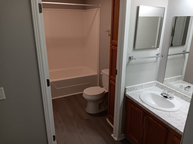 Building Photo - For Rent - Four-Bedroom Two-Bathroom Home Available NOW!