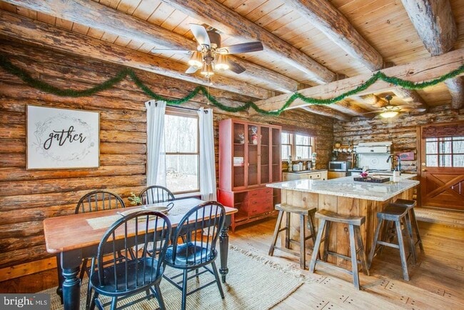 Building Photo - 510 Marges Mountain Ln