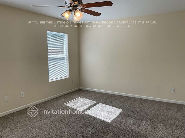 Building Photo - 1052 Sapphire Dr