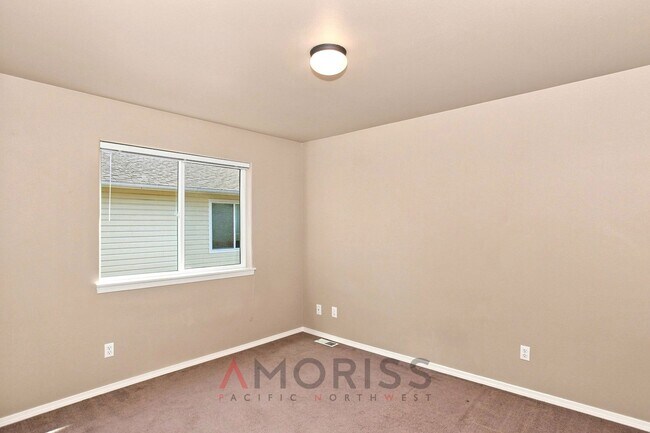 Building Photo - Spacious 4bd - 2.5ba Bonney Lake Home on Quiet Cul-de-Sac