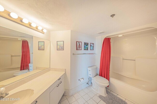 Building Photo - 3023 S Atlantic Ave