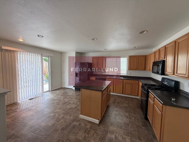 Building Photo - ??Located in Stead, with easy access to local amenities & parks - Kay DeAlba Property!!??