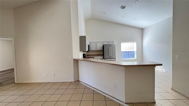 Building Photo - 1140 Cedarwood Way