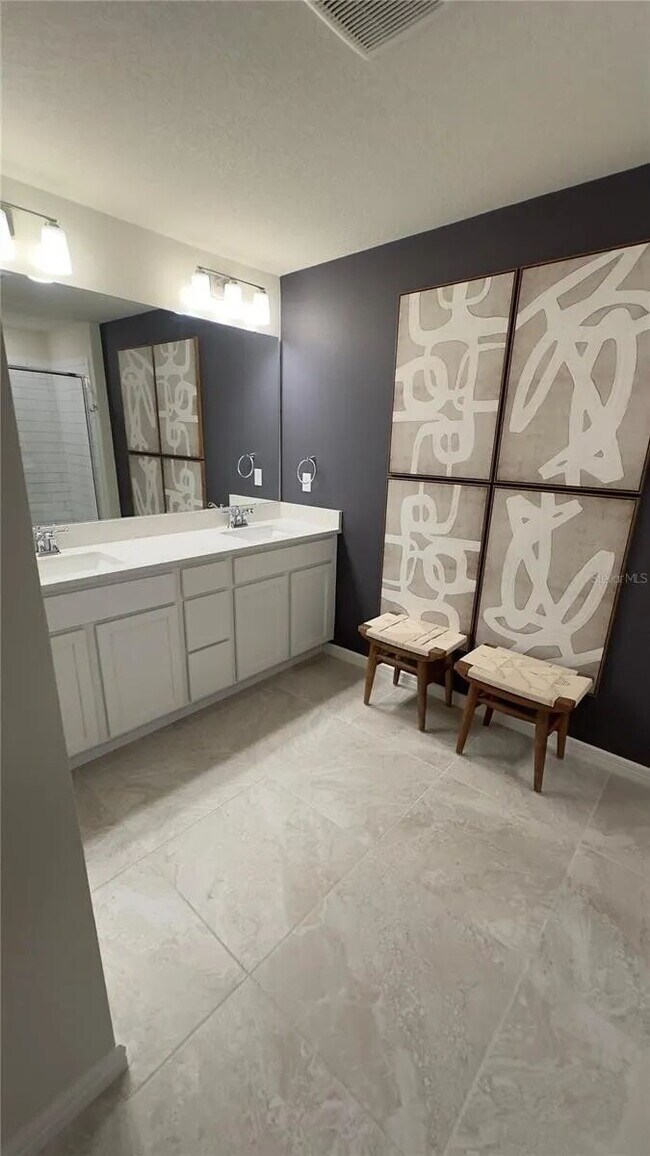 Building Photo - Luxury furnished 3-Bed in Winter Park