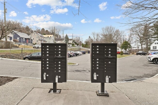 Building Photo - 60 Kensico Rd