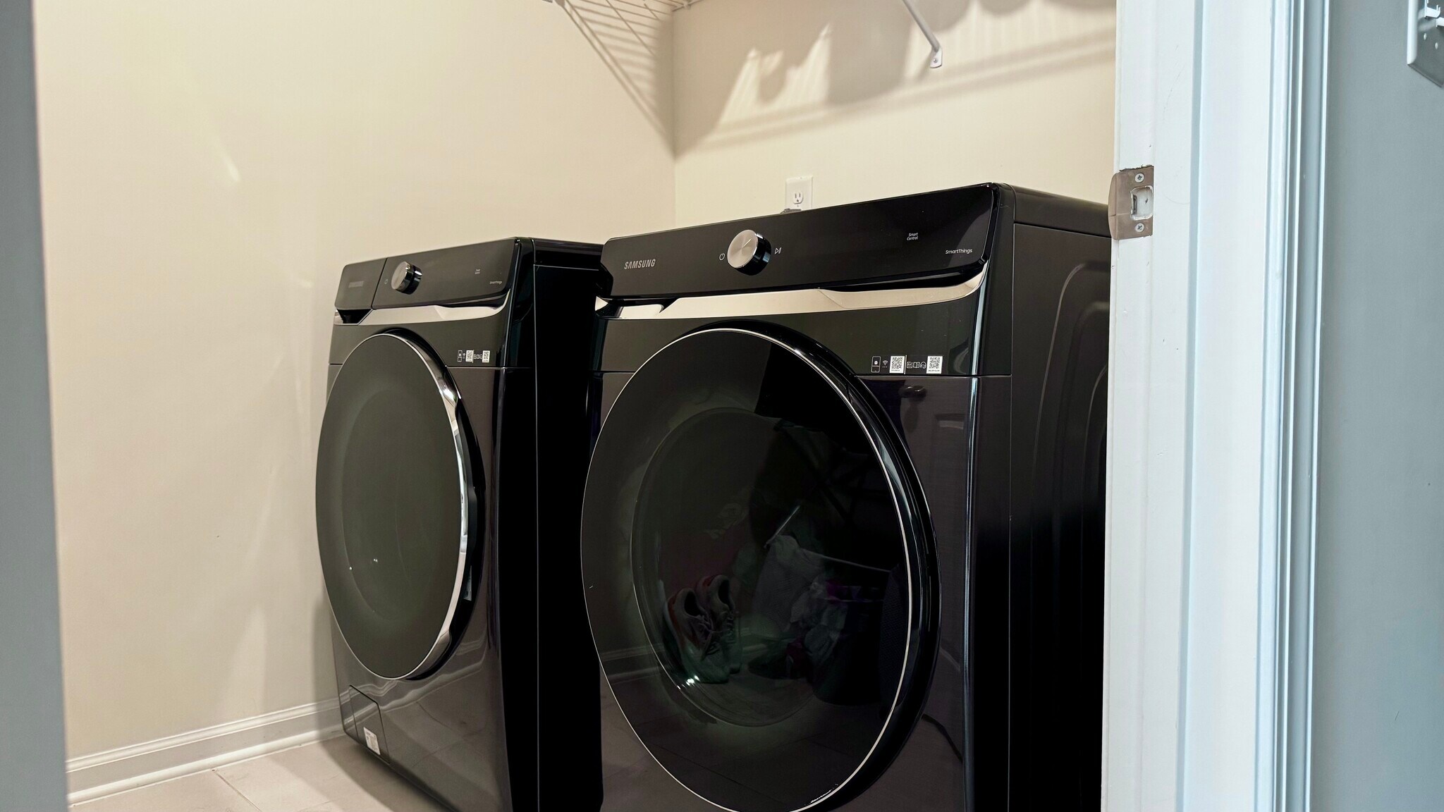 Building Photo - 806 Courting St