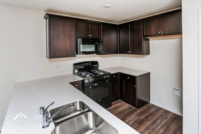 Building Photo - 4210 Cicada Ct