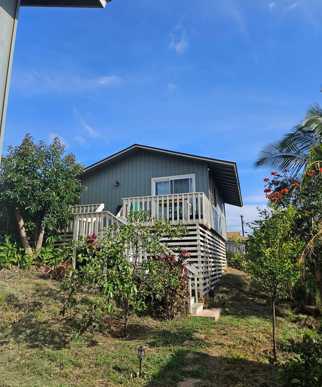 Building Photo - 260 Manini Pl