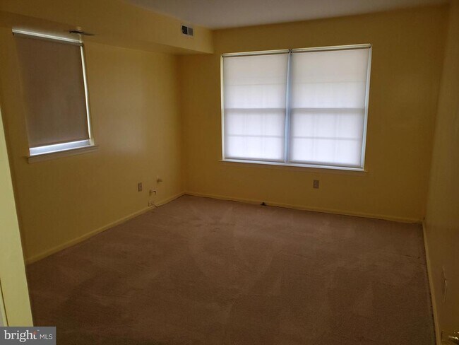 Building Photo - 4509 Rosemarie Dr