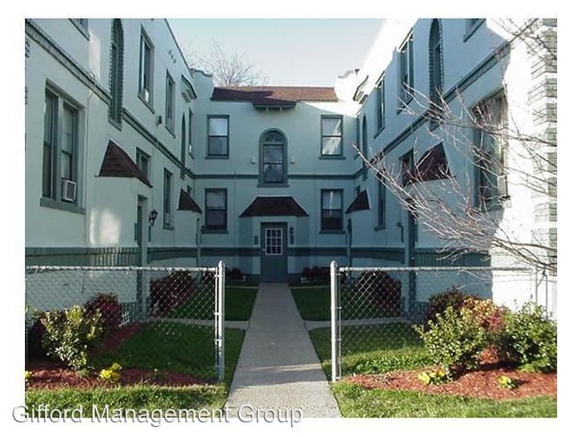 Primary Photo - 410 W 35th St