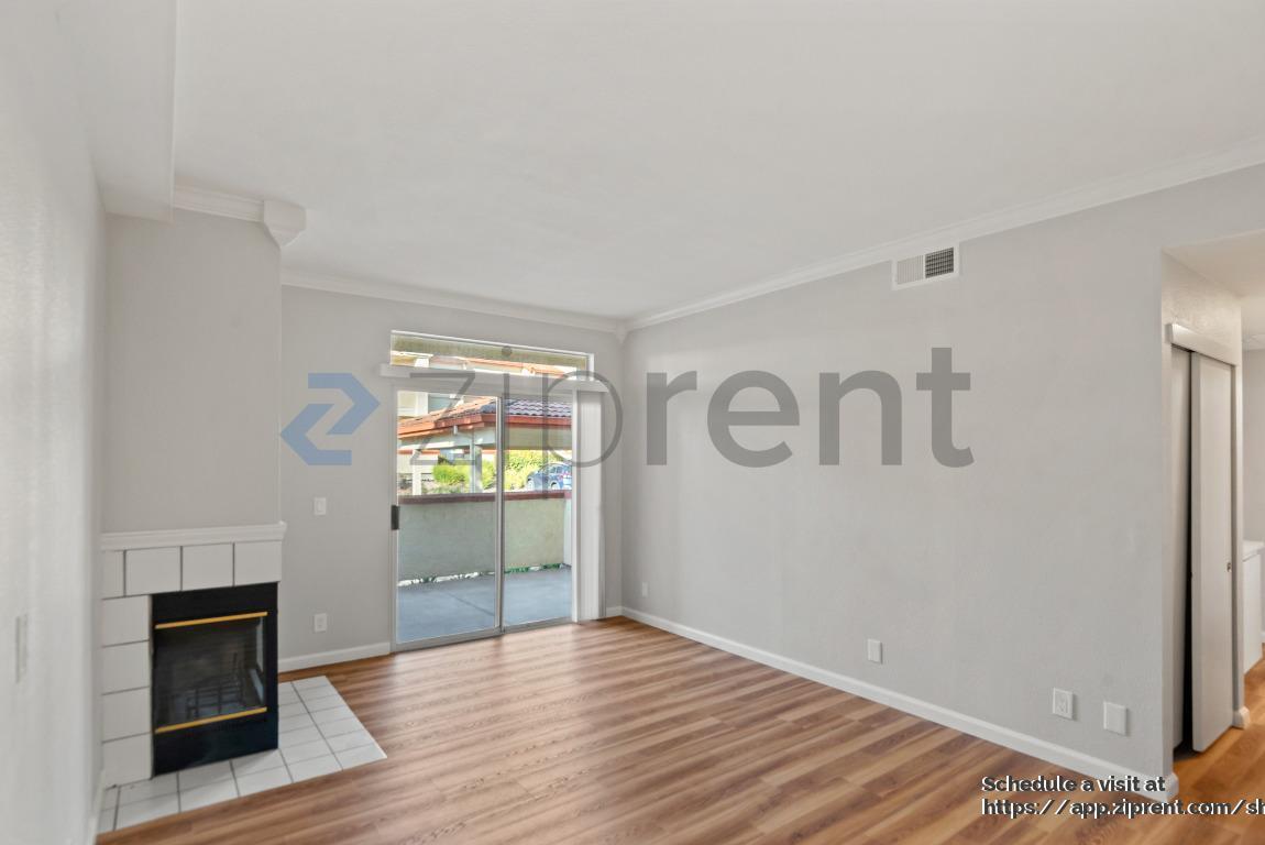 Building Photo - 7054 Dublin Meadows St