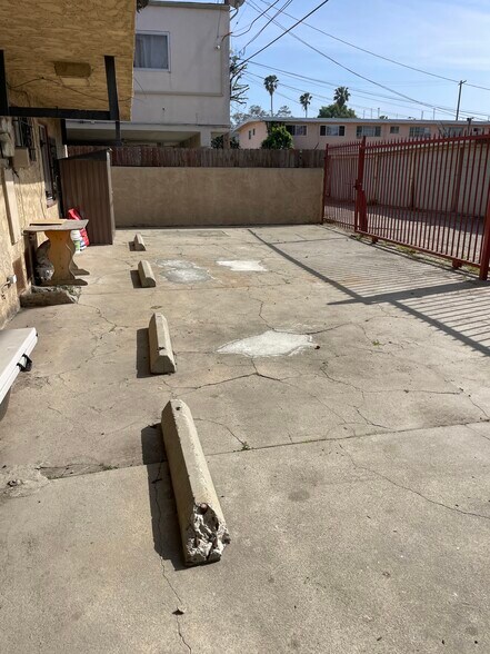 Building Photo - 2019 Arlington Ave