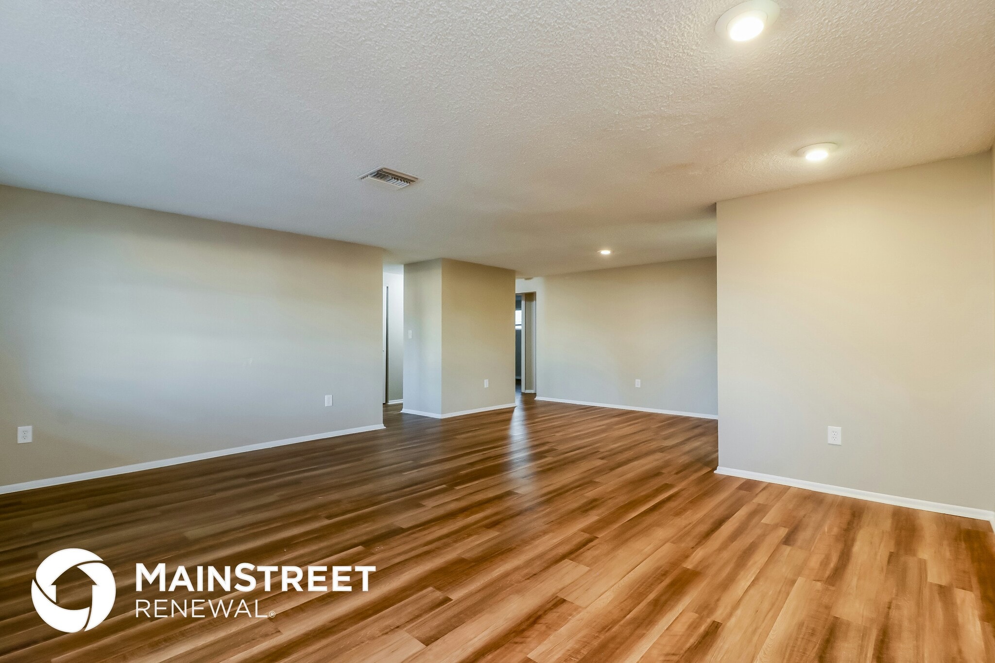 Building Photo - 8653 Sabal Way