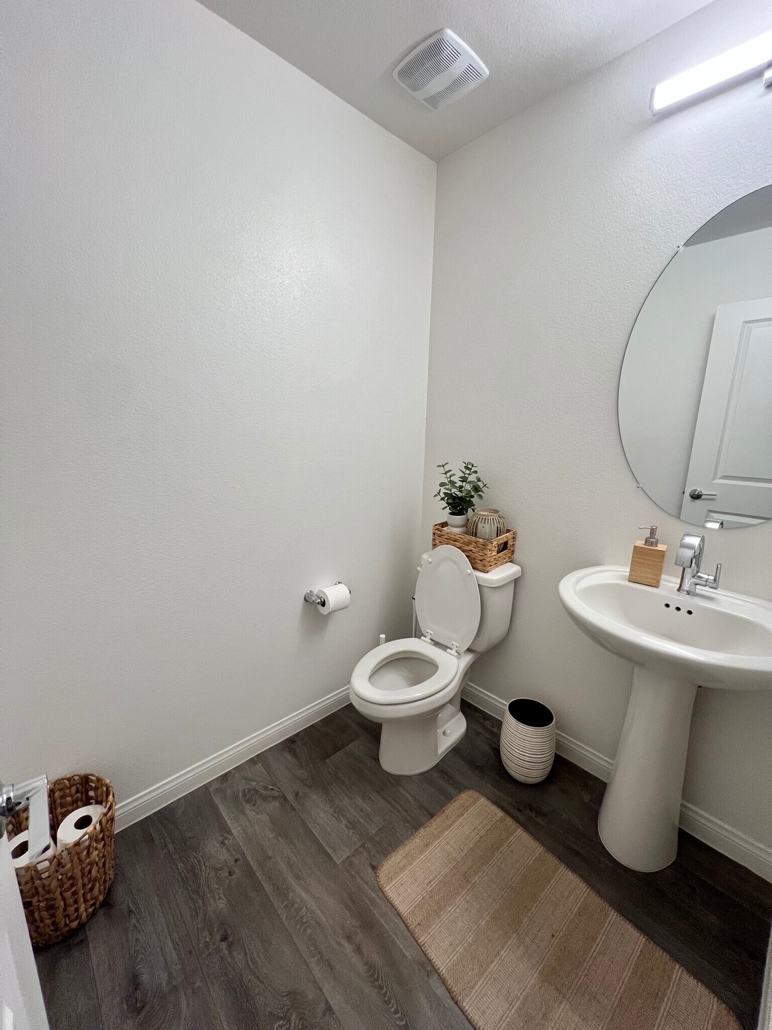 Building Photo - 12185 Scarlet Ember Rd