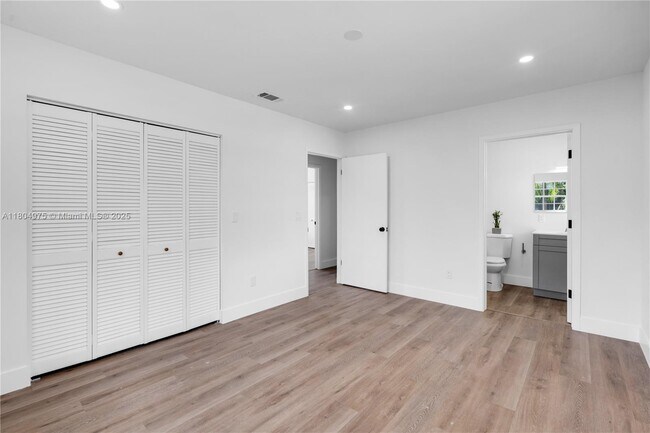 Building Photo - 9730 SW 161st St