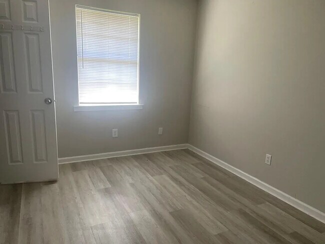 Building Photo - 1311 Loblolly Dr