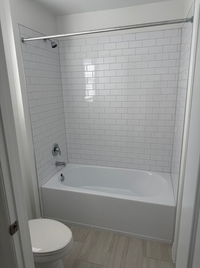 Building Photo - 10837 Littleton Isle Dr