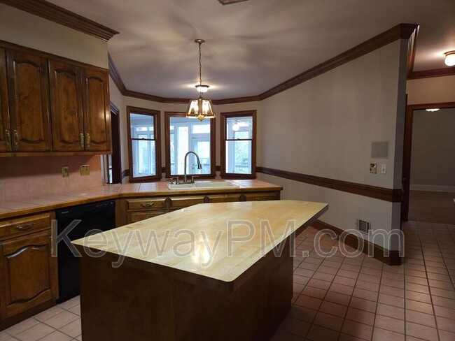 Building Photo - 954 Windmill Ln