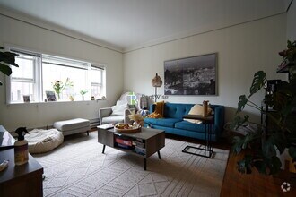 Building Photo - 529 Beacon St