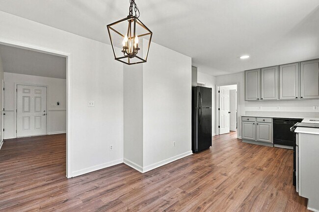 Building Photo - 928 S Willhaven Dr