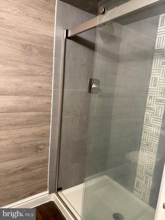 Building Photo - 803 Mountainview Dr