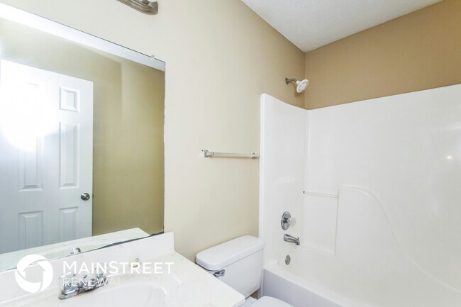 Building Photo - 4152 Triple Crown Loop N