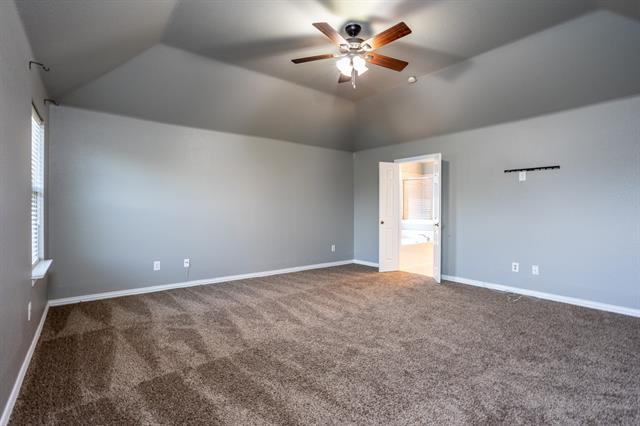 Building Photo - 2208 Kingsley Dr