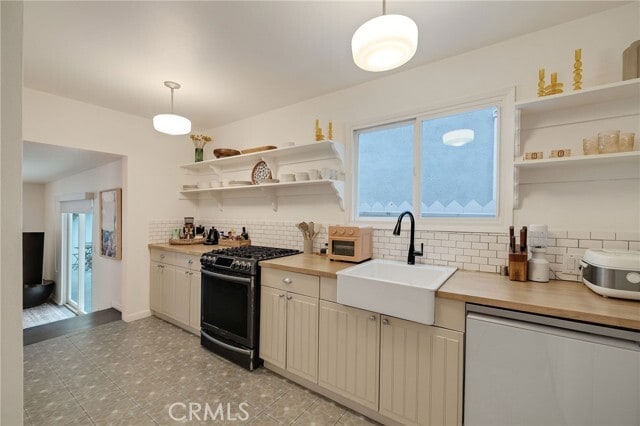 Building Photo - 1706 Carver St