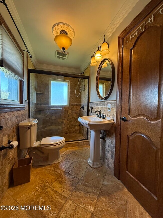 Building Photo - 2360 Monmouth Rd