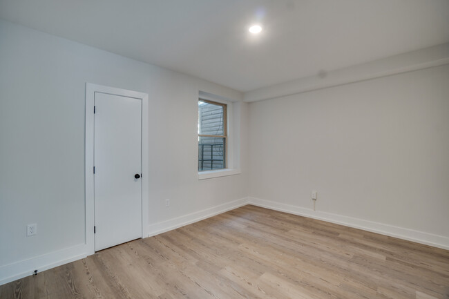 Building Photo - 3126 16th St NW