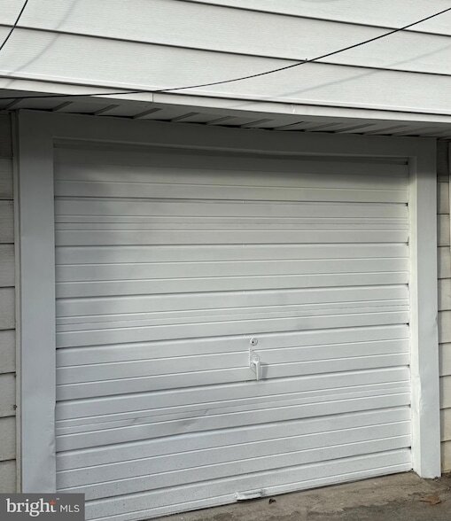 Building Photo - 7250 Radbourne Rd