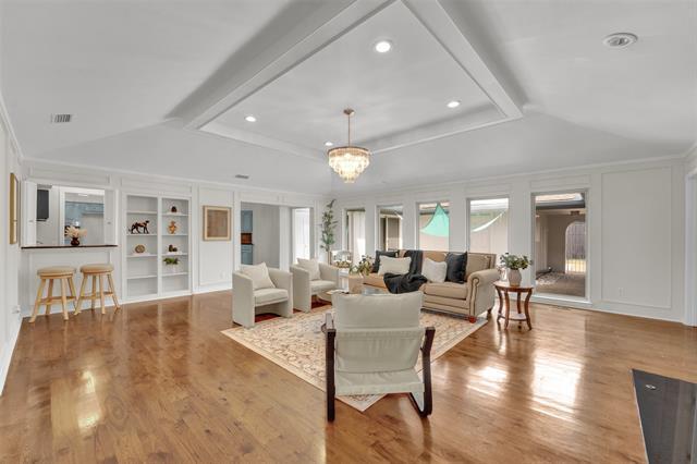 Building Photo - 9511 Robin Meadow Dr