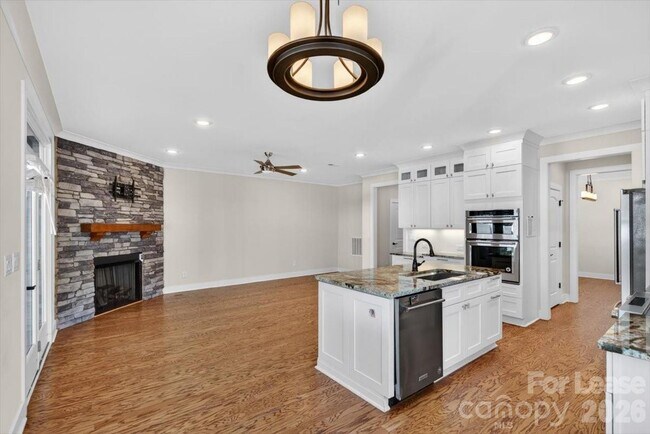 Building Photo - 5201 Valley Stream Rd