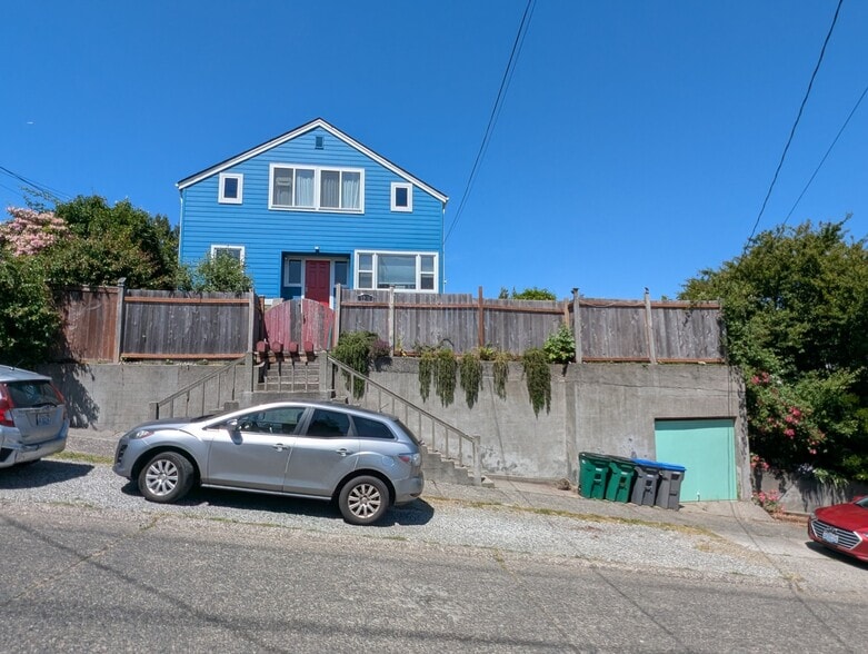 Building Photo - 1208 10th St
