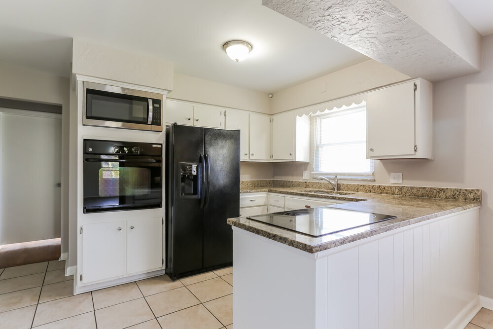 Building Photo - 1392 Devonhurst Dr