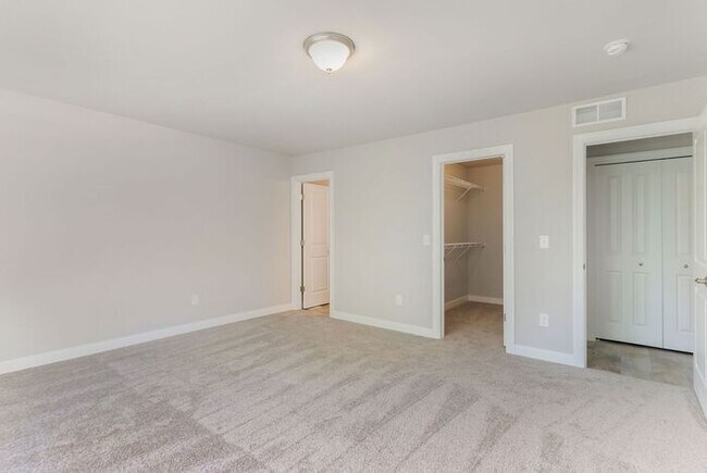 Building Photo - 1626 Carolyn Dr