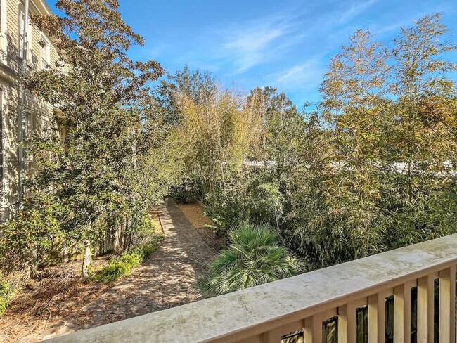 Building Photo - 209 W Bolton St