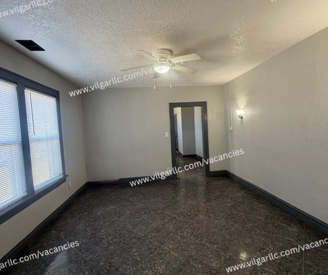 Building Photo - 3713 Hemlock St