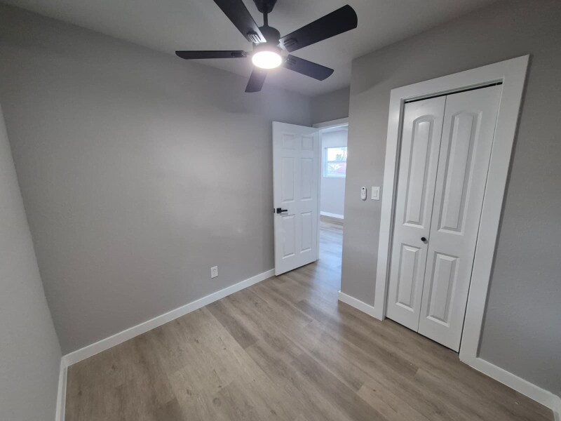 Building Photo - 2209 Gano St